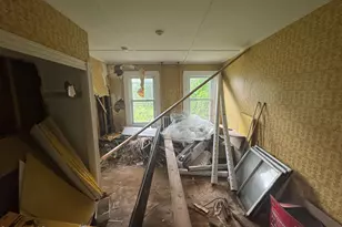 77 Front St, North Adams, MA 01247 - Photo 8