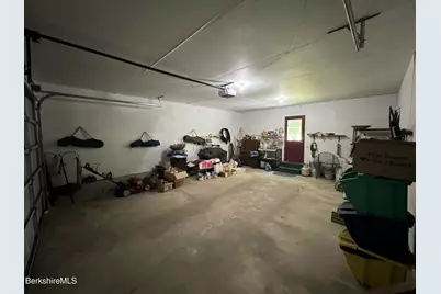 215 Partridge Rd, Pittsfield, MA 01201 - Photo 38