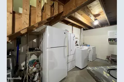 215 Partridge Rd, Pittsfield, MA 01201 - Photo 34