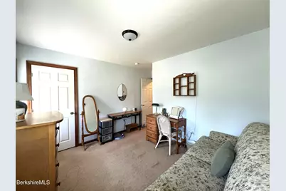 215 Partridge Rd, Pittsfield, MA 01201 - Photo 26