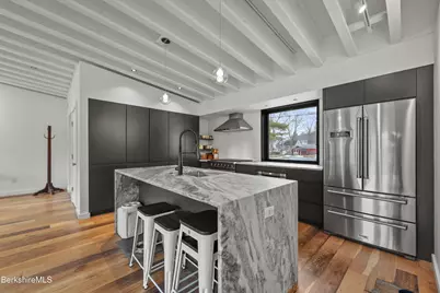 87 Maple St, Williamstown, MA 01267 - Photo 1