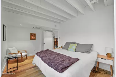 87 Maple St, Williamstown, MA 01267 - Photo 18