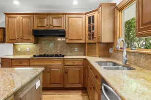 34 Jerome Dr, Williamstown, MA 01267 - Photo 12