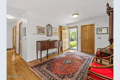 34 Jerome Dr, Williamstown, MA 01267 - Photo 6