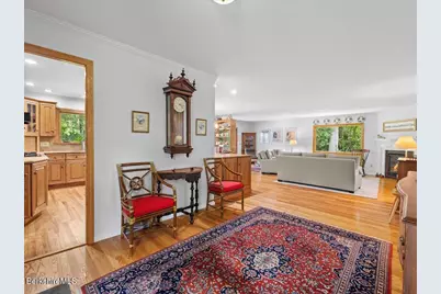 34 Jerome Dr, Williamstown, MA 01267 - Photo 8