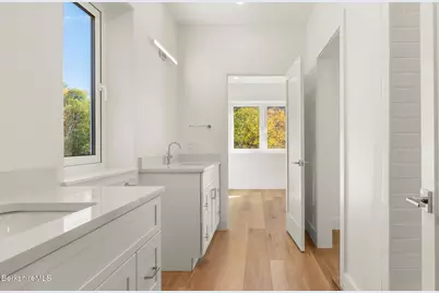 542 Water St, Williamstown, MA 01267 - Photo 18