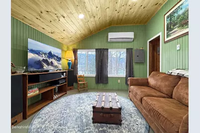 750-760 S State Rd, Cheshire, MA 01225 - Photo 8