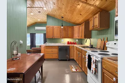 750-760 S State Rd, Cheshire, MA 01225 - Photo 6