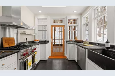 127 Monument Valley Rd, Great Barrington, MA 01230 - Photo 8