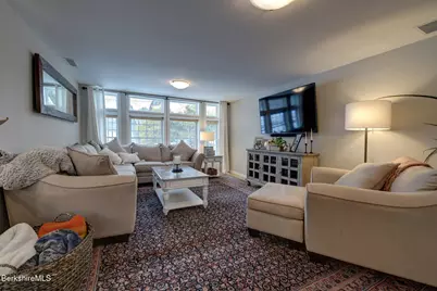 43 Chapman Rd, Pittsfield, MA 01201 - Photo 4