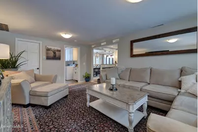 43 Chapman Rd, Pittsfield, MA 01201 - Photo 6