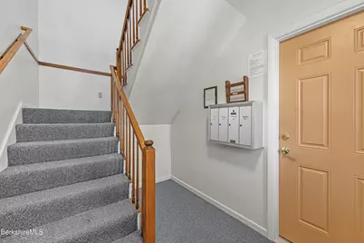 6-2 Morgan Manor #6-2, Lenox, MA 01240 - Photo 4
