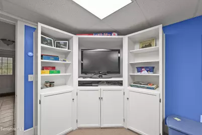 177 Thornliebank Rd, Williamstown, MA 01267 - Photo 60