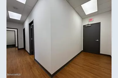 34 Bridge St, Great Barrington, MA 01230 - Photo 26