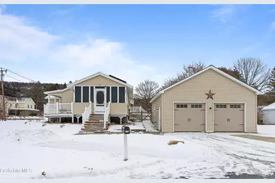 290 East Center St, Lee, MA 01238 - Photo 4