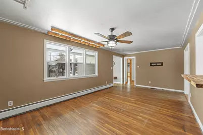 290 East Center St, Lee, MA 01238 - Photo 12