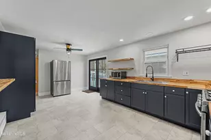 290 E Center St, Lee, MA 01238 - Photo 20