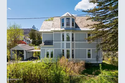 74 Washington Ave, North Adams, MA 01247 - Photo 4