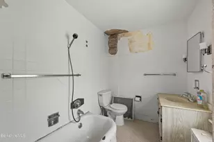 21 Ensign Ave, Pittsfield, MA 01201 - Photo 22