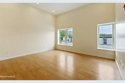 49 Park St #2, Adams, MA 01220 - Photo 4