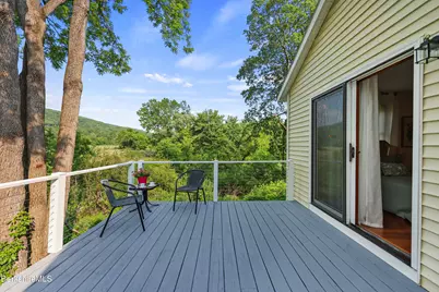 108 Berkshire Dr, Williamstown, MA 01267 - Photo 16