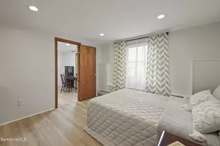 108 Berkshire Dr, Williamstown, MA 01267 - Photo 28