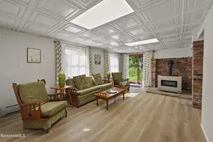 108 Berkshire Dr, Williamstown, MA 01267 - Photo 24