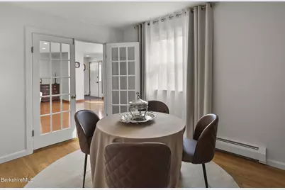 108 Berkshire Dr, Williamstown, MA 01267 - Photo 6