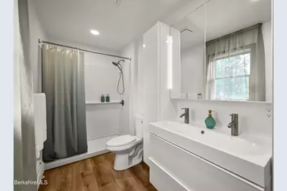 108 Berkshire Dr, Williamstown, MA 01267 - Photo 20
