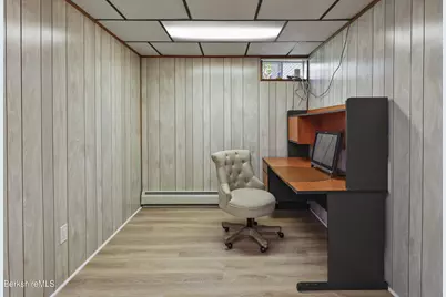 108 Berkshire Dr, Williamstown, MA 01267 - Photo 26