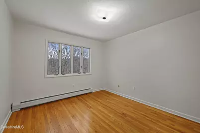 43 Palomino Dr, Pittsfield, MA 01201 - Photo 40