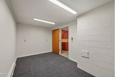 43 Palomino Dr, Pittsfield, MA 01201 - Photo 56