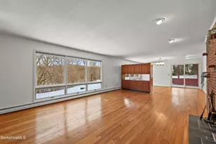 43 Palomino Dr, Pittsfield, MA 01201 - Photo 18