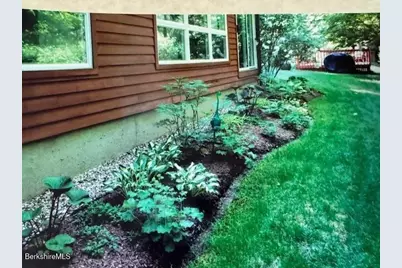 40 Prospect Hill Rd, Stockbridge, MA 01262 - Photo 42