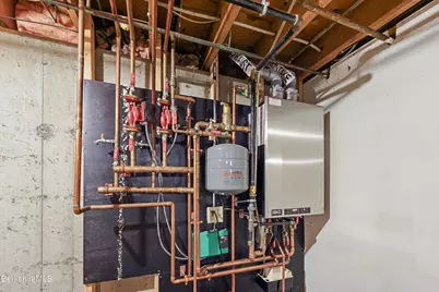 70 Lake St #B, Dalton, MA 01226 - Photo 24