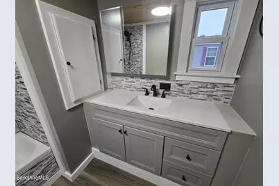 10 Seminole Dr, North Adams, MA 01247 - Photo 18