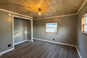 10 Seminole Dr, North Adams, MA 01247 - Photo 24