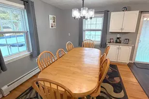 8 Country Rd, Adams, MA 01220 - Photo 12