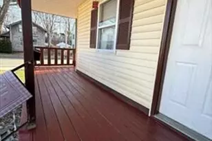 30 Danforth Ave, Pittsfield, MA 01201 - Photo 2