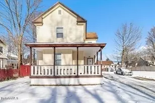 30 Danforth Ave, Pittsfield, MA 01201 - Photo 12