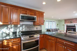 751 Park Hill Rd, Northampton, MA 01060 - Photo 8