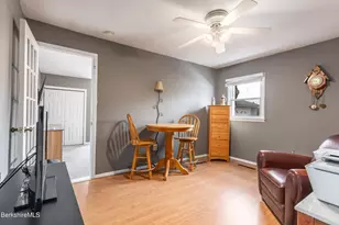 101 Imperial Ave, Pittsfield, MA 01201 - Photo 12