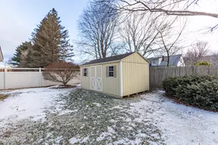 101 Imperial Ave, Pittsfield, MA 01201 - Photo 22