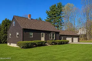 11 Opeechee St, Lanesborough, MA 01237 - Photo 1