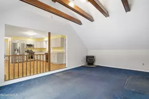 11 Opeechee St, Lanesborough, MA 01237 - Photo 10