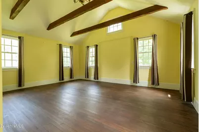 560 Stockbridge Rd, Lee, MA 01238 - Photo 30