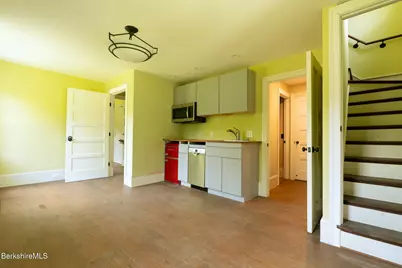 560 Stockbridge Rd, Lee, MA 01238 - Photo 38