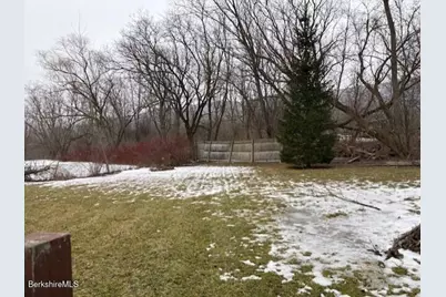 7 Stevens St, Adams, MA 01220 - Photo 14
