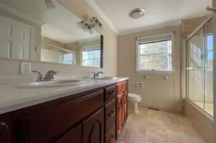 26 Brookside Dr, Pittsfield, MA 01201 - Photo 20