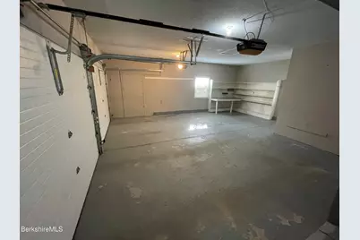 26 Brookside Dr, Pittsfield, MA 01201 - Photo 42